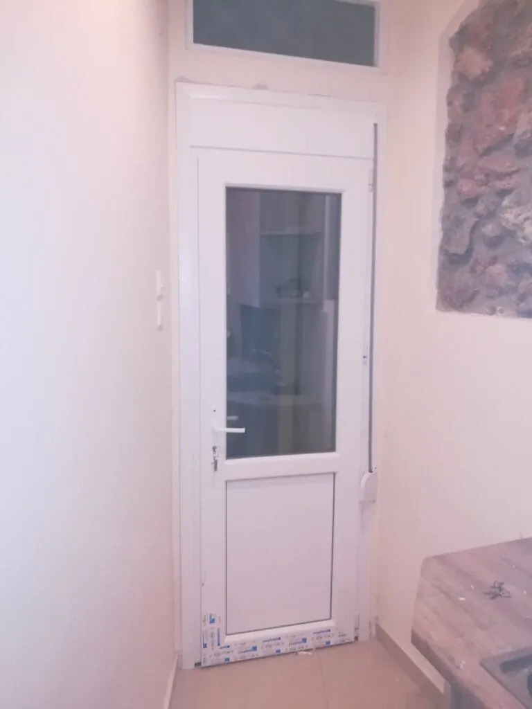 πόρτα κήπου pvc