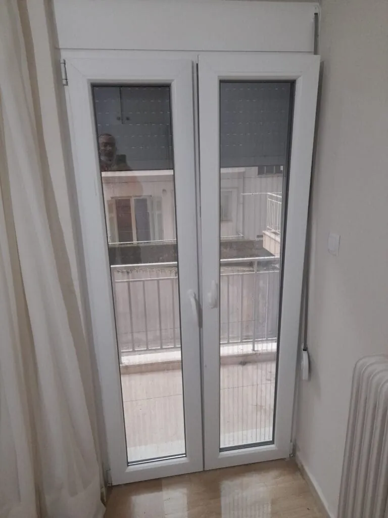 μπαλκονόπορτα pvc άλιμος