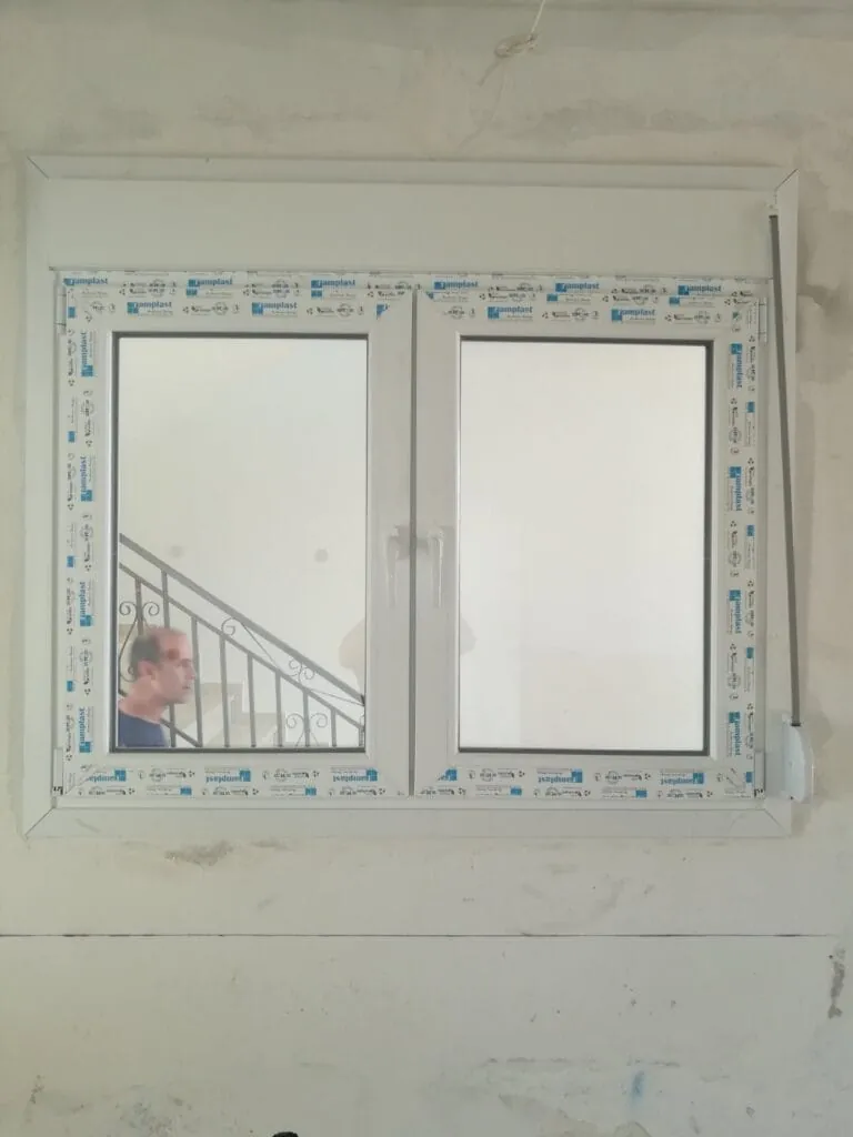 παράθυρο Pvc τεχνοπαν