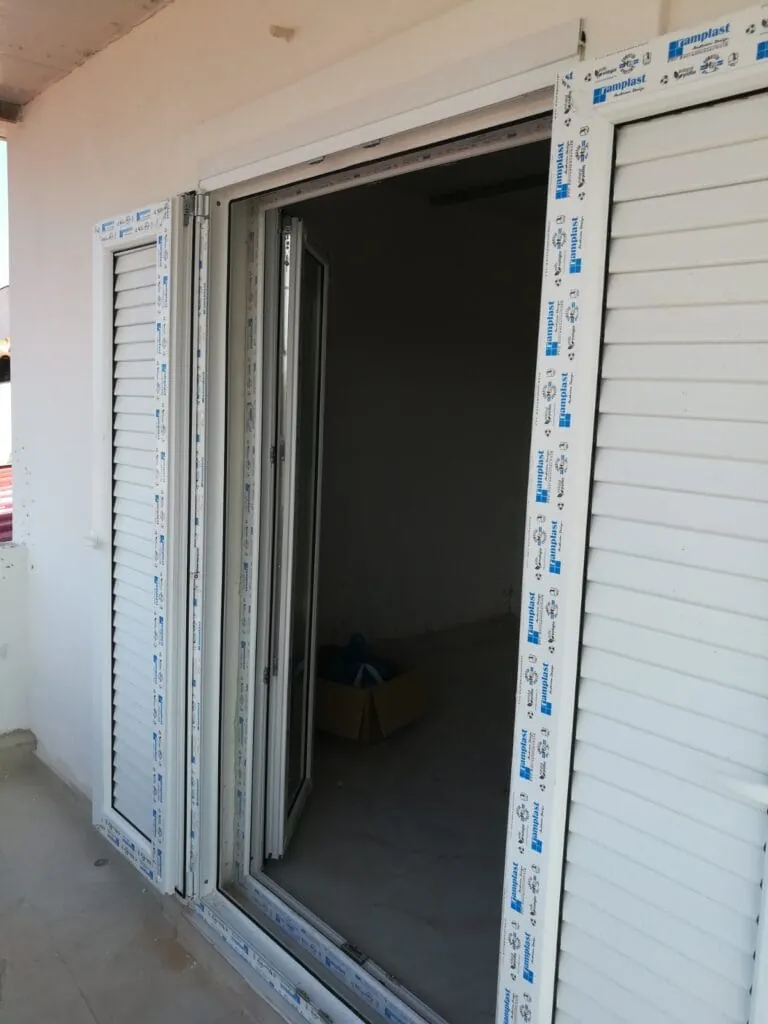 μπαλκονόπορτα Pvc νέος κόσμος