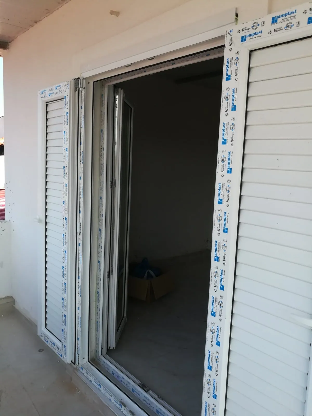 Κουφώματα PVC στο Νέο Κόσμο