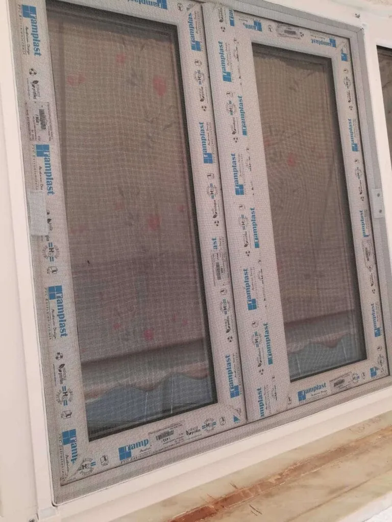 διπλό παράθυρο pvc στα Καμίνια