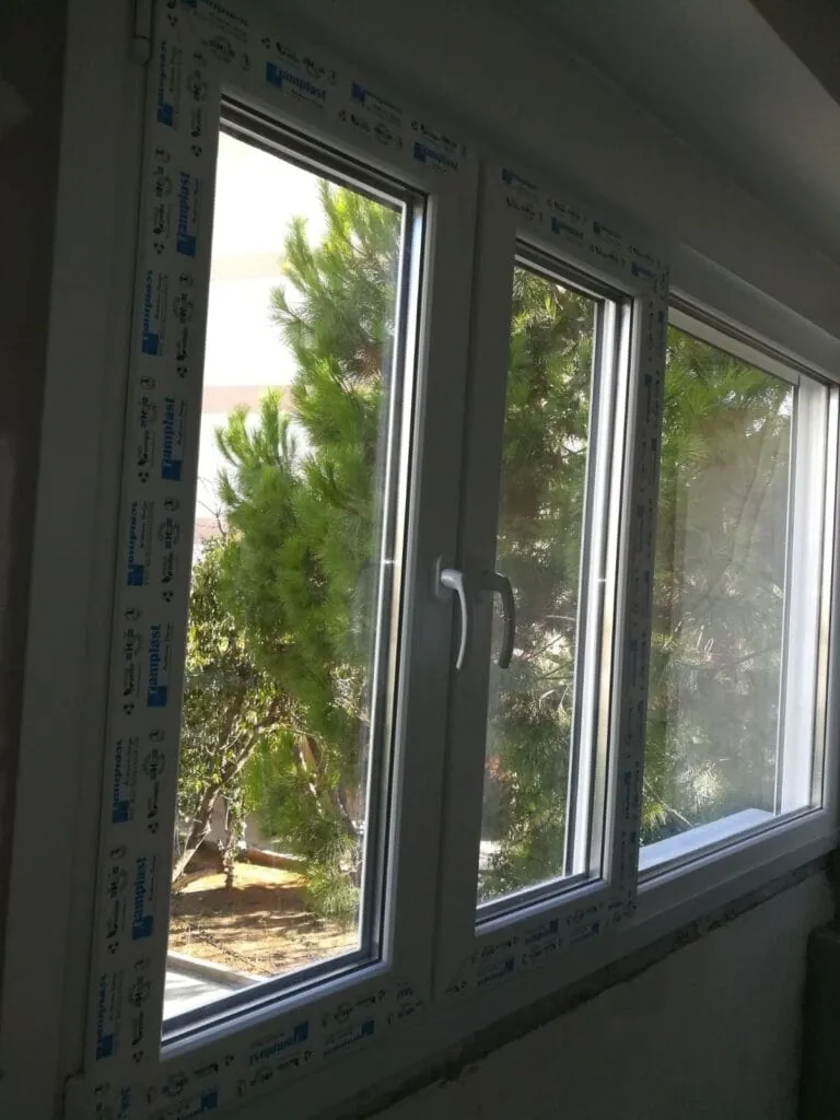 παράθυρα Pvc πετράλωνα
