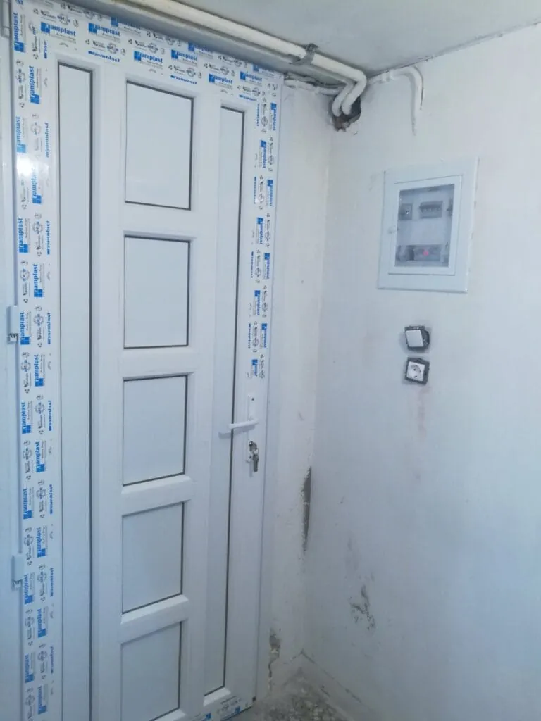 πόρτα εισόδου pvc